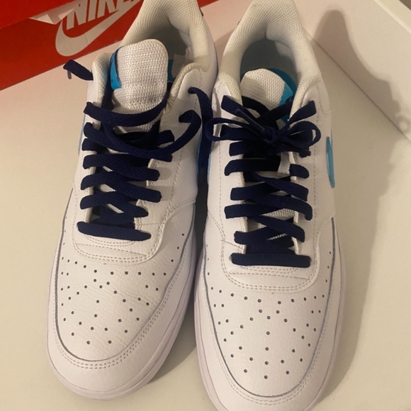 Nike Shoes Size 12 - Picture 4 of 12